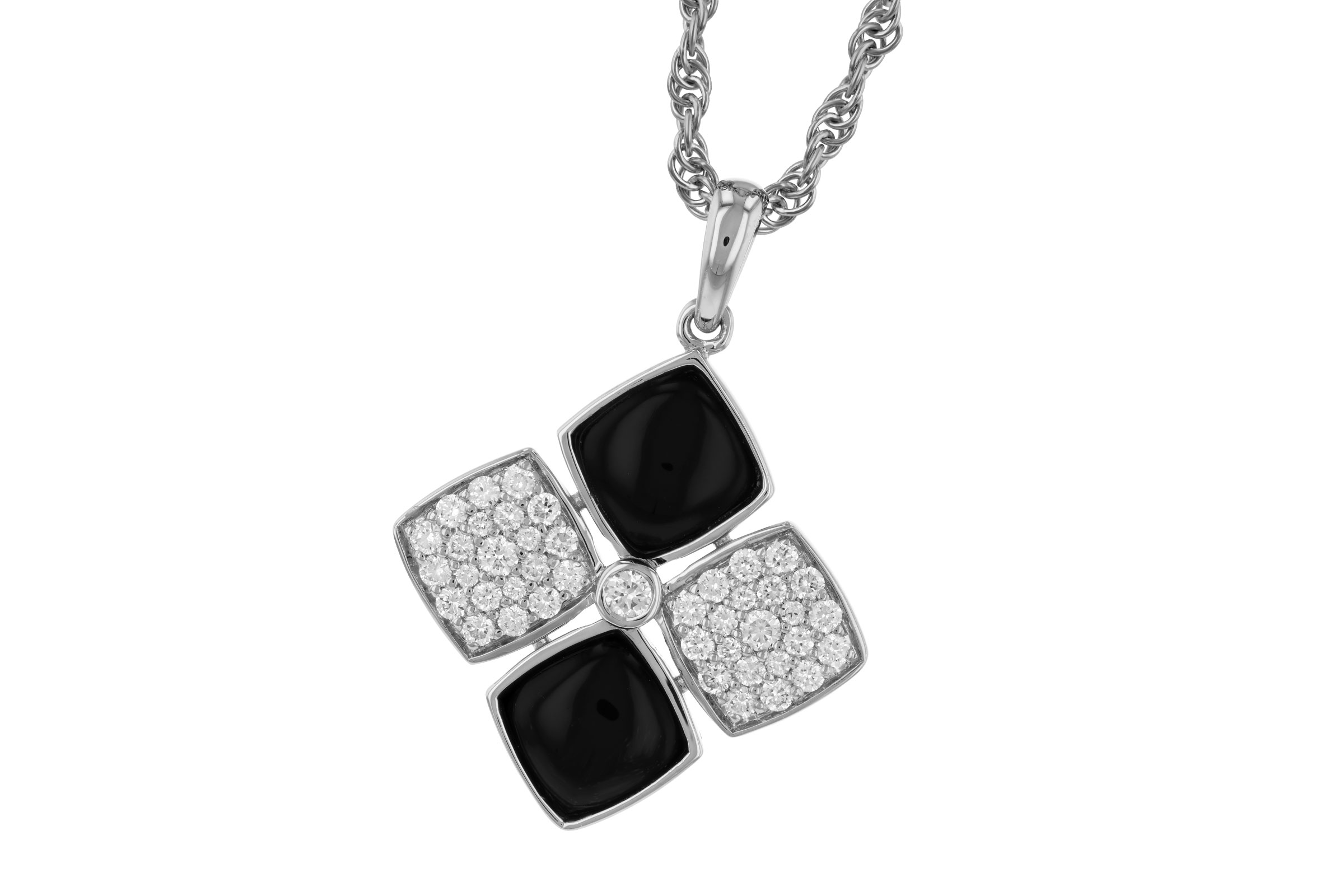 C294-01620: NECKLACE 1.23 TW ONYX 1.50 TGW