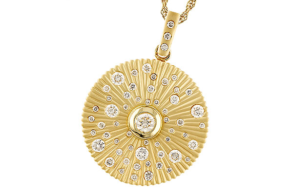 F202-24320: NECKLACE .73 TW