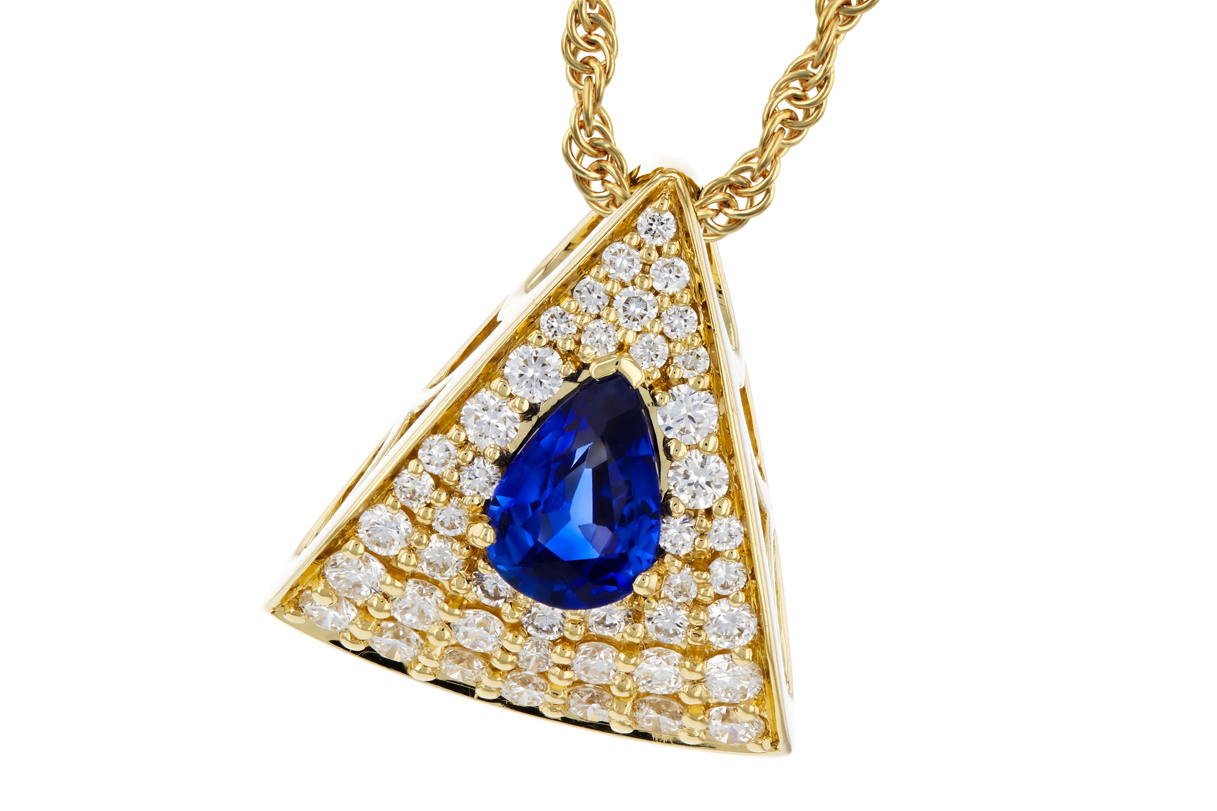 F294-02529: NECKLACE .51 SAPPHIRE .85 TGW (6x4MM SA)